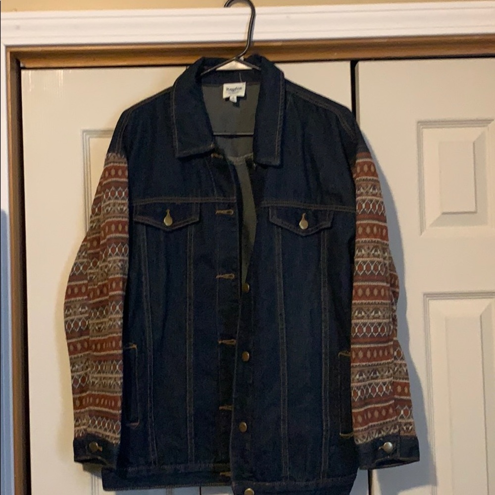 Hayden denim jacket with pattern sleeves